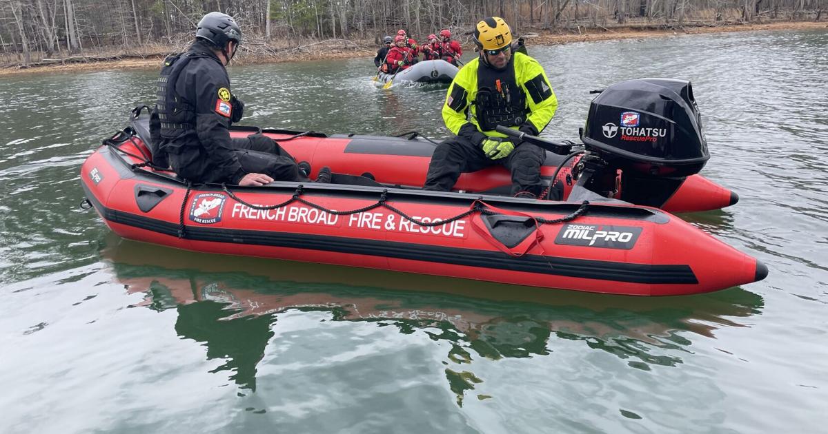 Waynesville launches new swiftwater rescue boat | News | themountaineer.com