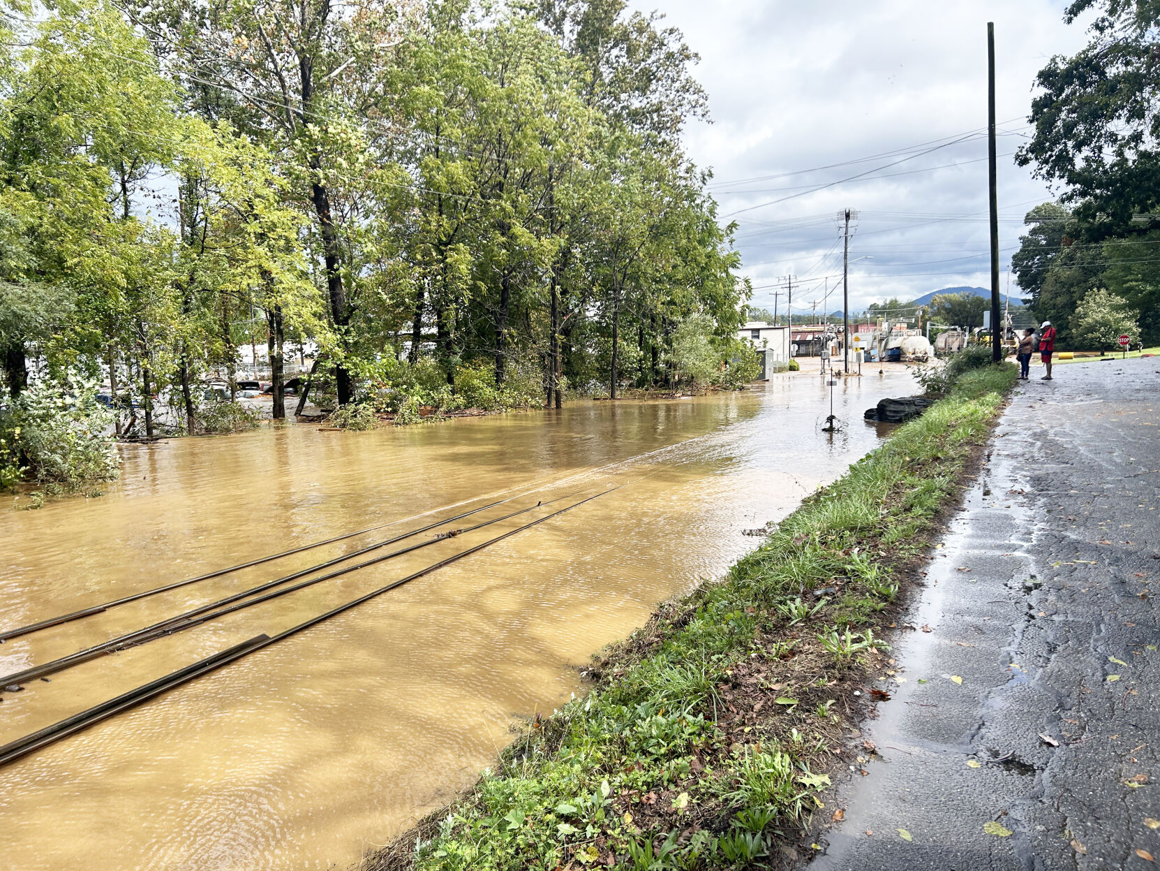 Picking up the pieces after flooding swamps livelihoods in Frog