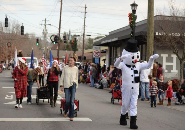 PHOTO GALLERY Hazelwood Christmas Parade Life