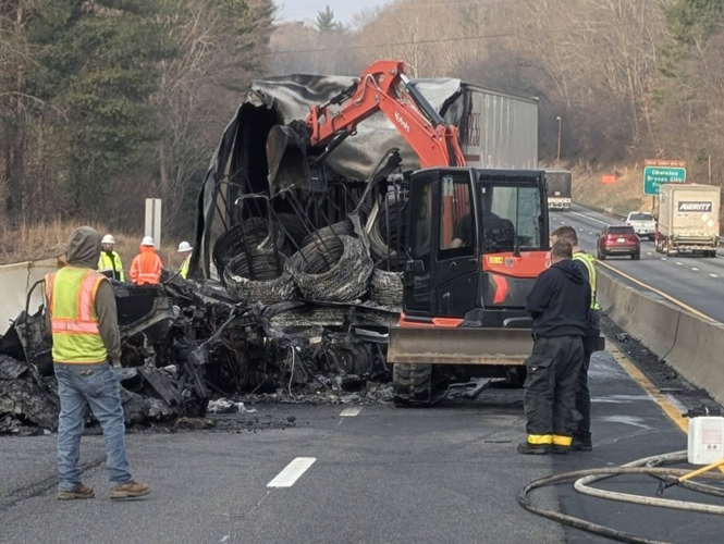 Tractor-trailer fire shuts down I-40 eastbound lanes | News ...