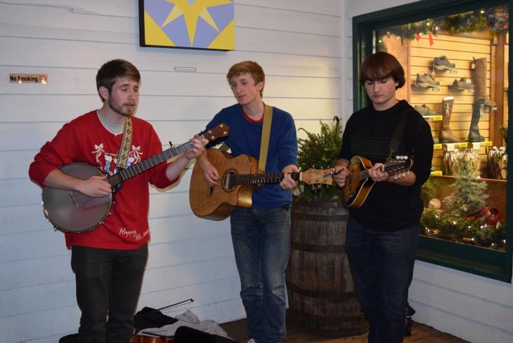 Night Before Christmas illuminates downtown Waynesville Dec. 10 Arts