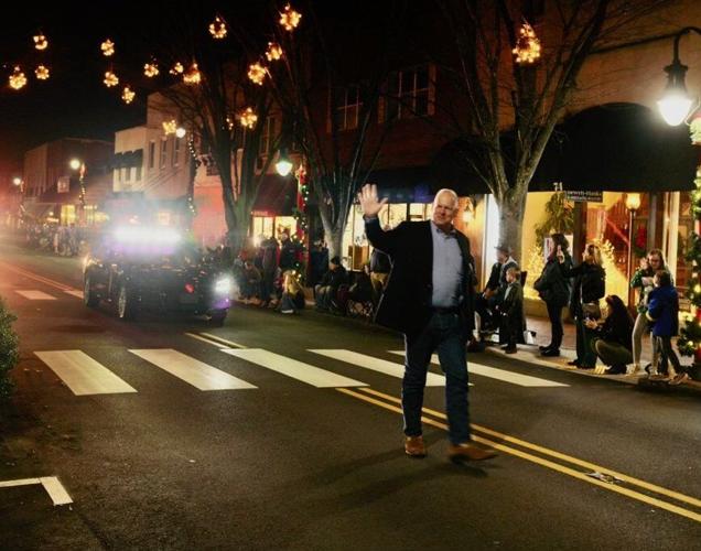 PHOTO GALLERY Waynesville Christmas Parade Life