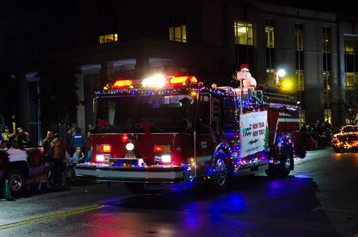 2022 Christmas Parade Waynesville Nc Photo Gallery: Waynesville Christmas Parade | News | Themountaineer.com