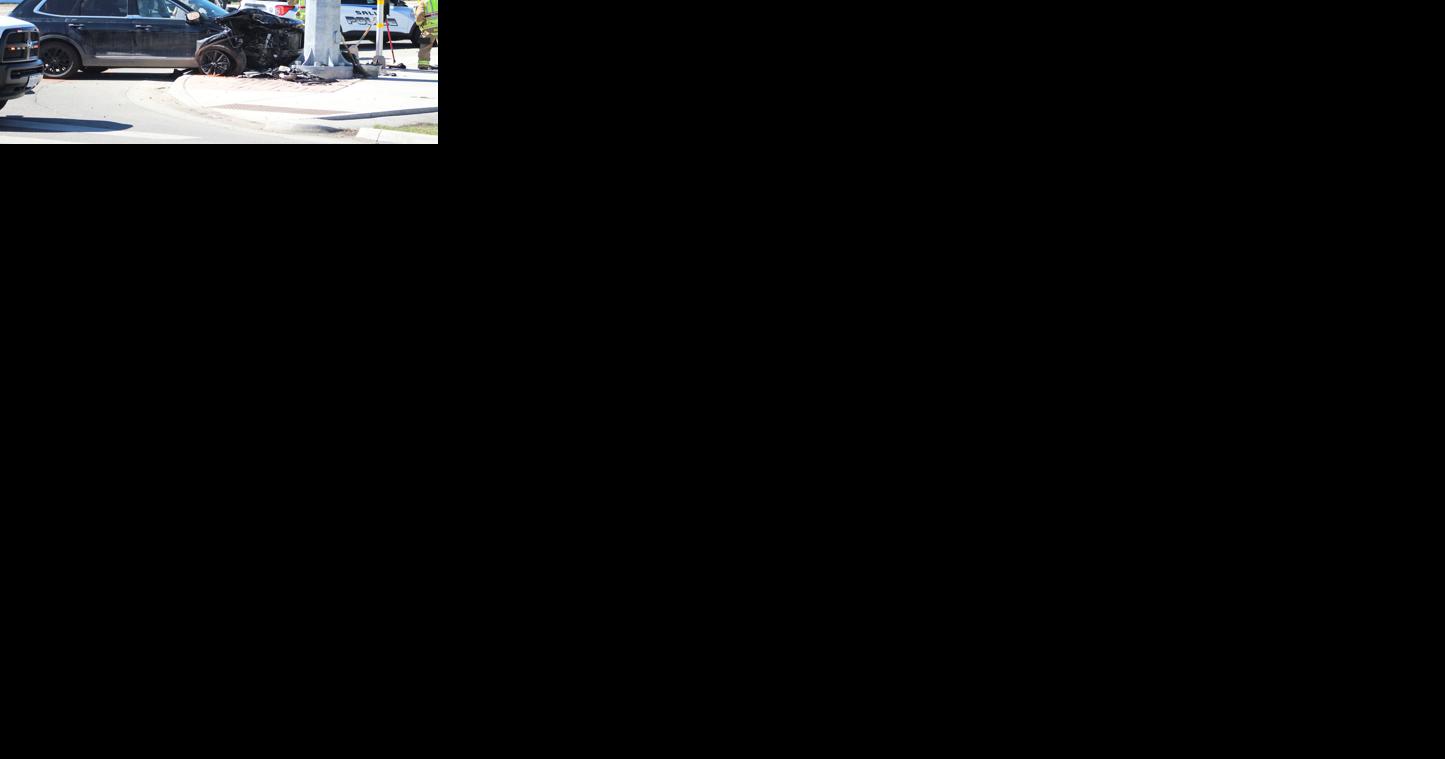 Two cars collide outside Walmart - Vimarsana News