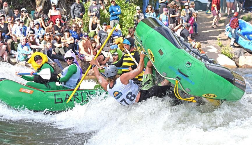 Rafters rampage at rodeo | Fibark | themountainmail.com