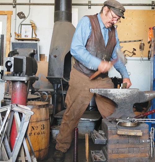Head To St Elmo For Blacksmithing Instruction News