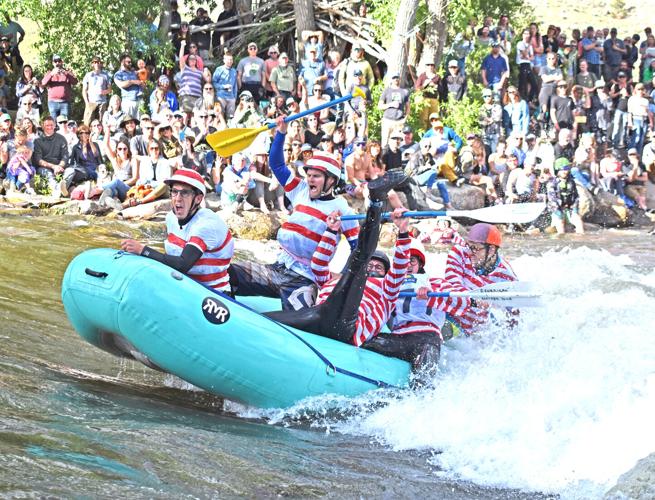 Rafters rampage at rodeo | Fibark | themountainmail.com