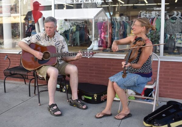 Bruce Warren on guitar and Andrea Earley Coen on fiddle
