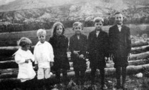 1916