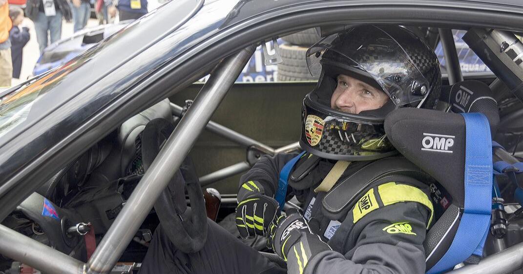 Andy Kingsley climbs Pikes Peak in 7 minutes, 45,614 seconds | Local ...