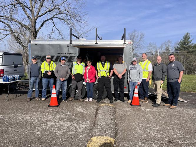 Heavy winds, possible tornado damages Sunbright City Hall, several