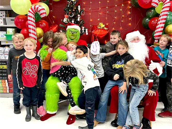 Santa and Grinch visit Sunbright School News