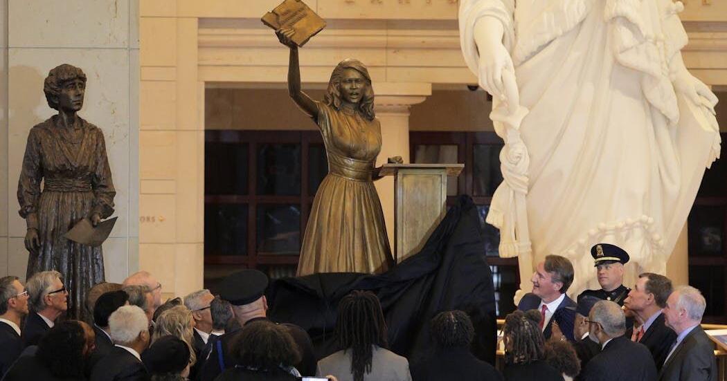 75 years after she led a student strike that helped end school segregation, Barbara Rose Johns now stands in the US Capitol where Robert E. Lee once did