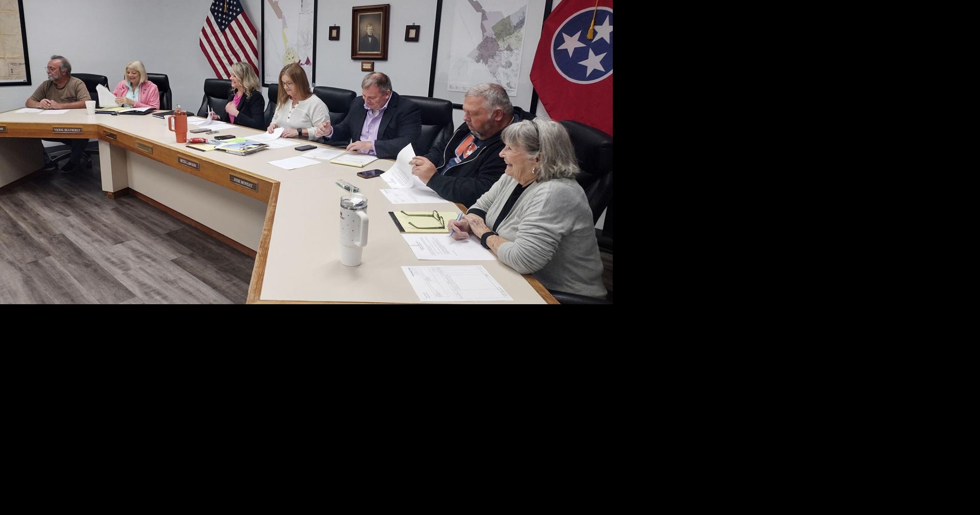 Caryville board chooses to offer Bennett town-administrator job