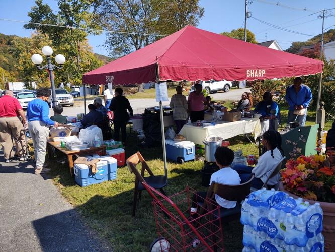 Crowds rocket in to Oliver Springs for October Sky Festival News