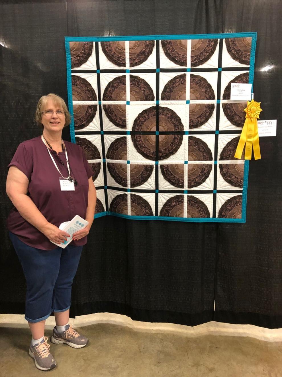 Smoky Mountain Quilters of Tennessee host Ruby Jubilee Quilt Show