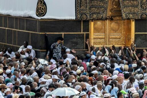 non muslim visit kaaba