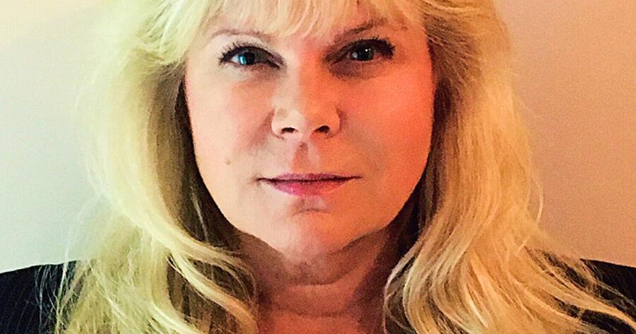 Gatlinburg HR Director Michele Diebold receives Tennessee Prima ...