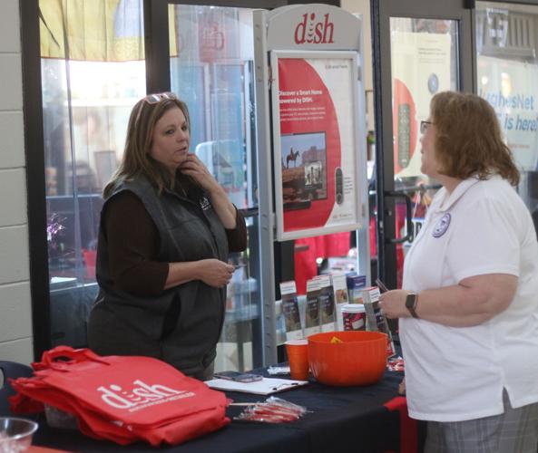 Woodson's Mall plays host to job fair Lafollette