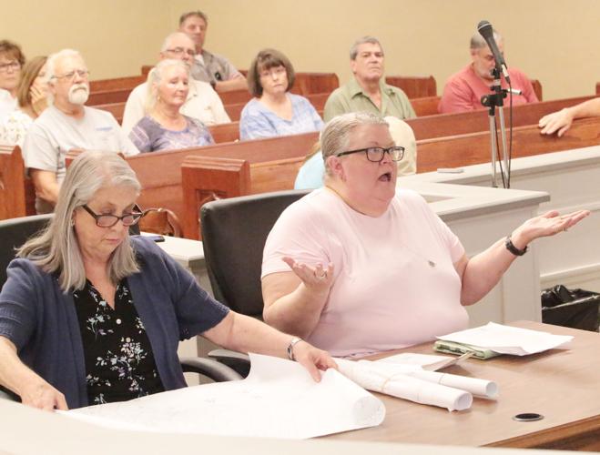 Shady Cove subdivision residents talk road conditions Lafollette