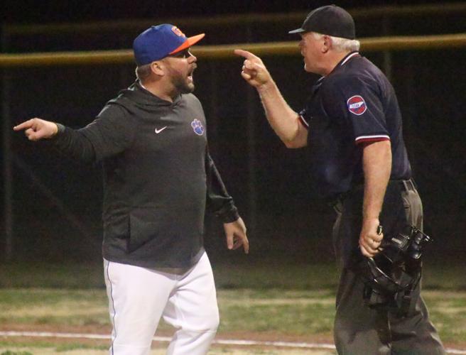 Controversial call ends Cougar game at Oneida | Sports ...