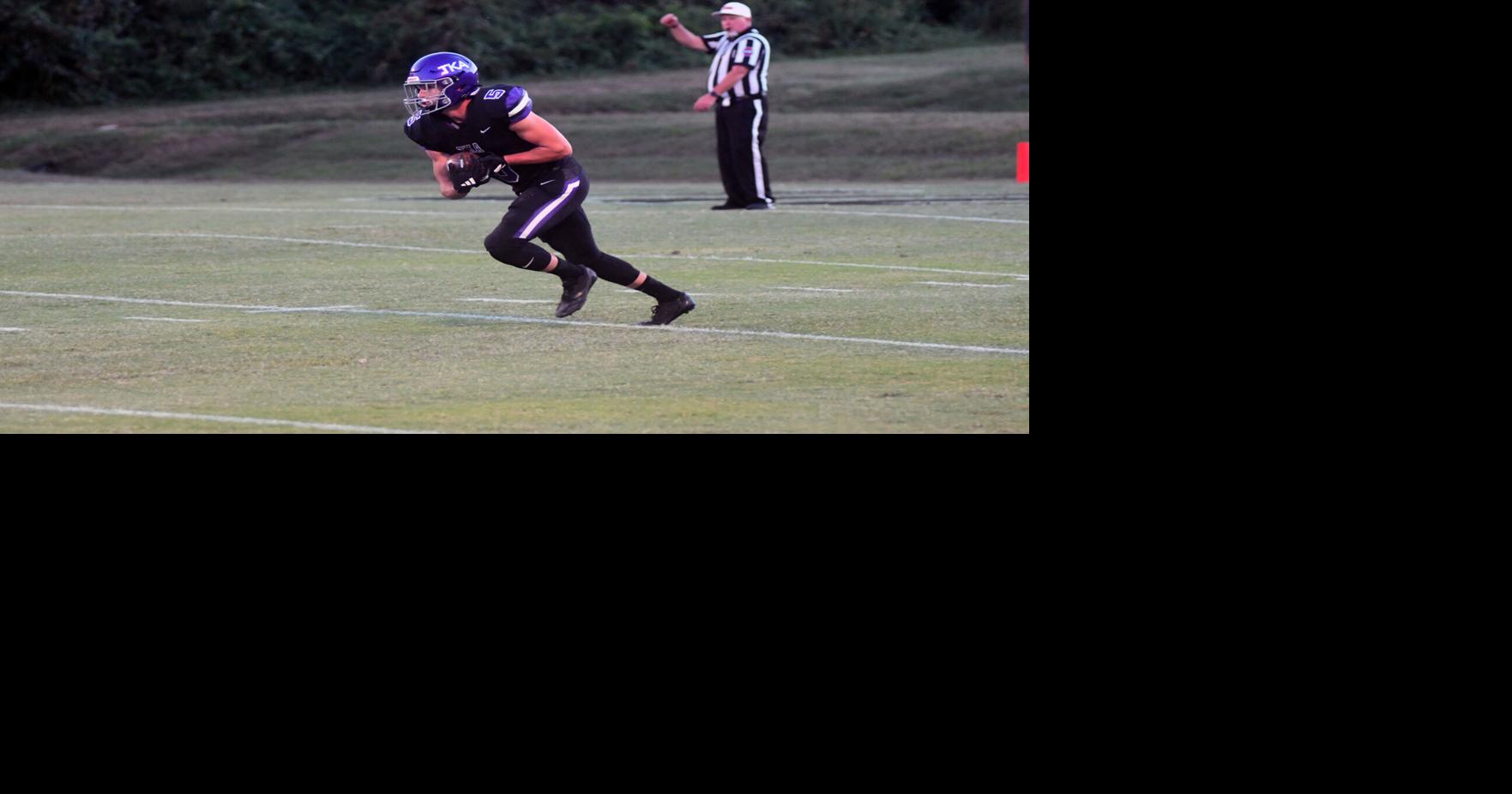 Lions dominate Ezell-Harding, 44-0 | Sports | themountainpress.com