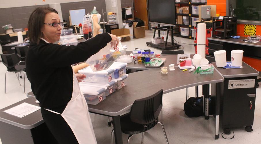 Eighth-grade LMS students explore career fields in new CTE lab | News ...