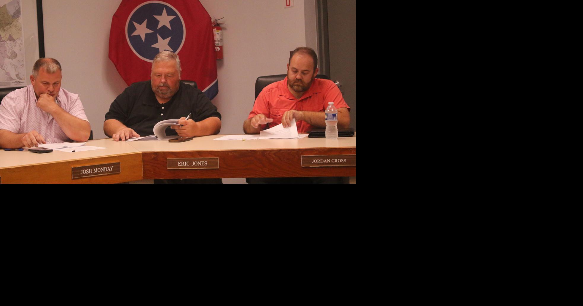 Caryville board approves ordinance to place restrictions on data centers