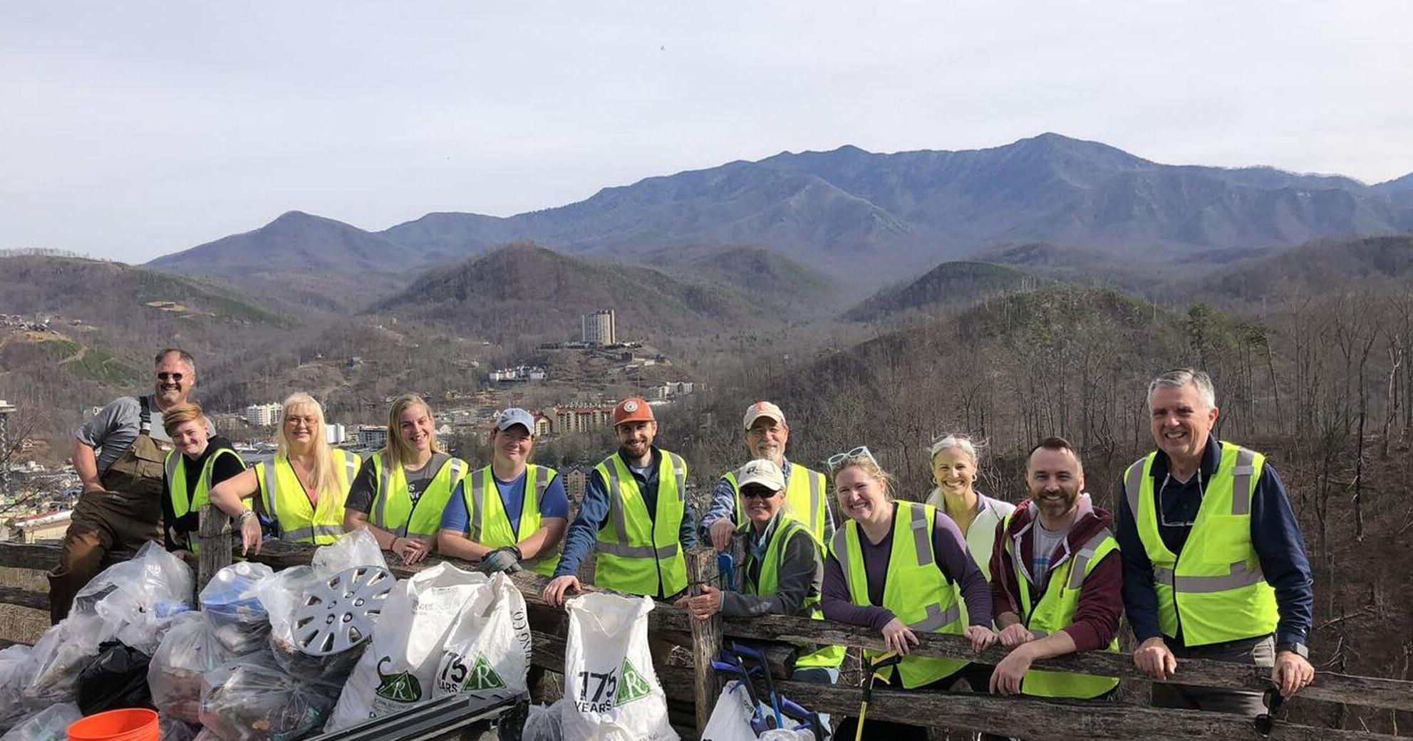 Save Our Smokies works to keep mountains clean - Vimarsana News
