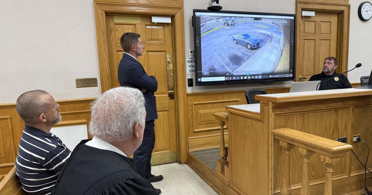 Eyewitness testifies in Harriman murder case