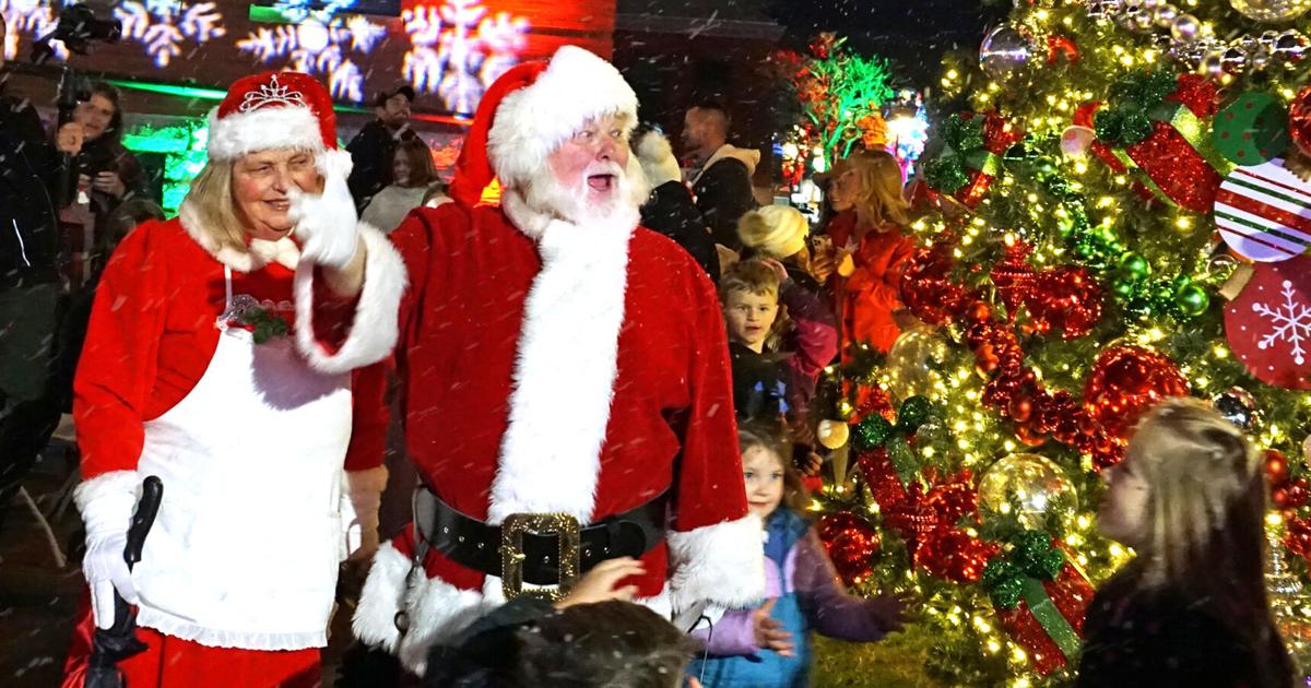 Local Santa's Local Santa makes Christmas season bright at holiday events | News ...