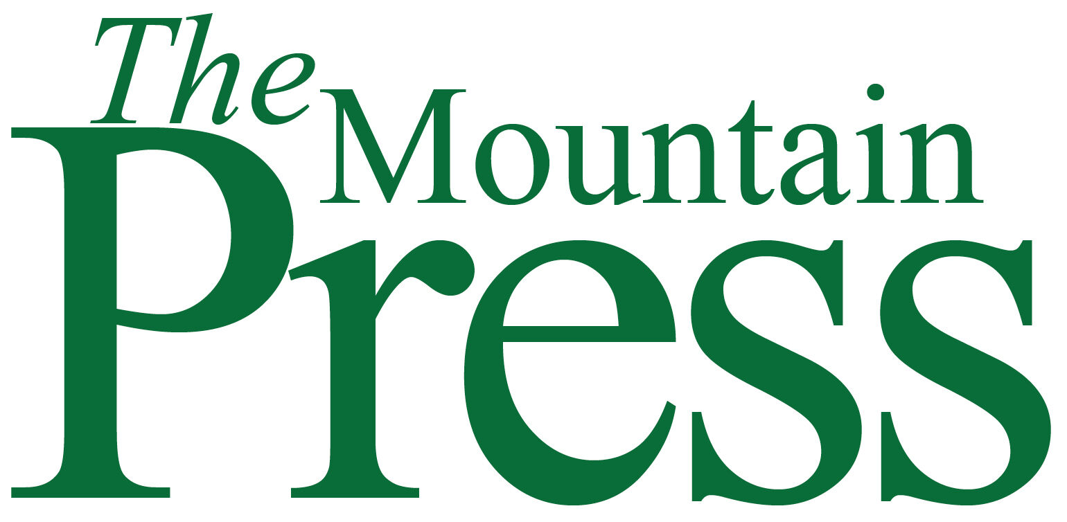 Gatlinburg city offices open on delay Monday , Feb . 2