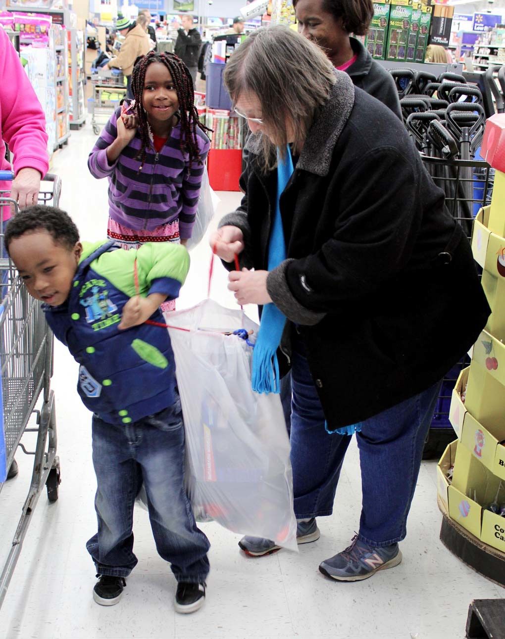 Joy abundant during annual Shop with a Cop event | Local News ...