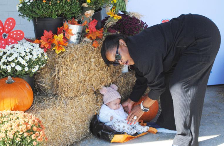 E’town Plaza stages fall festival fun and games | Local News ...