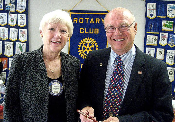 Radcliff Rotary Club members gather in April Neighbors