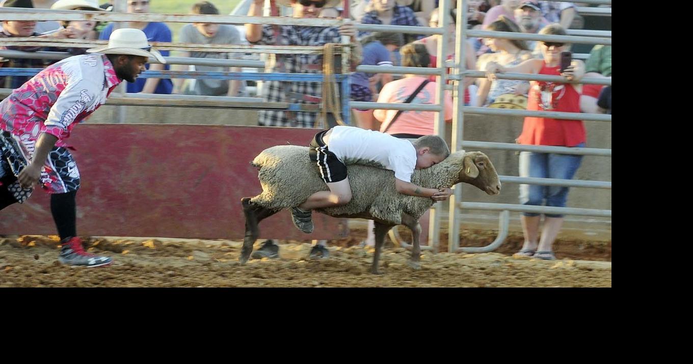 County fair adds rodeo to its lineup | Local News | thenewsenterprise.com
