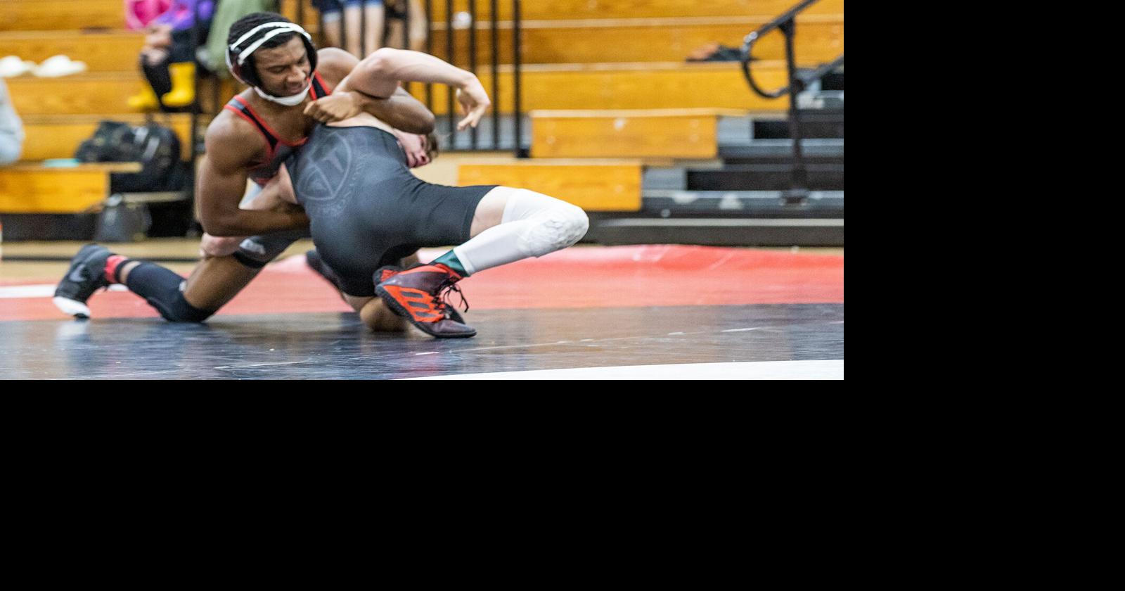Wrestlers take to the mat High School Sports
