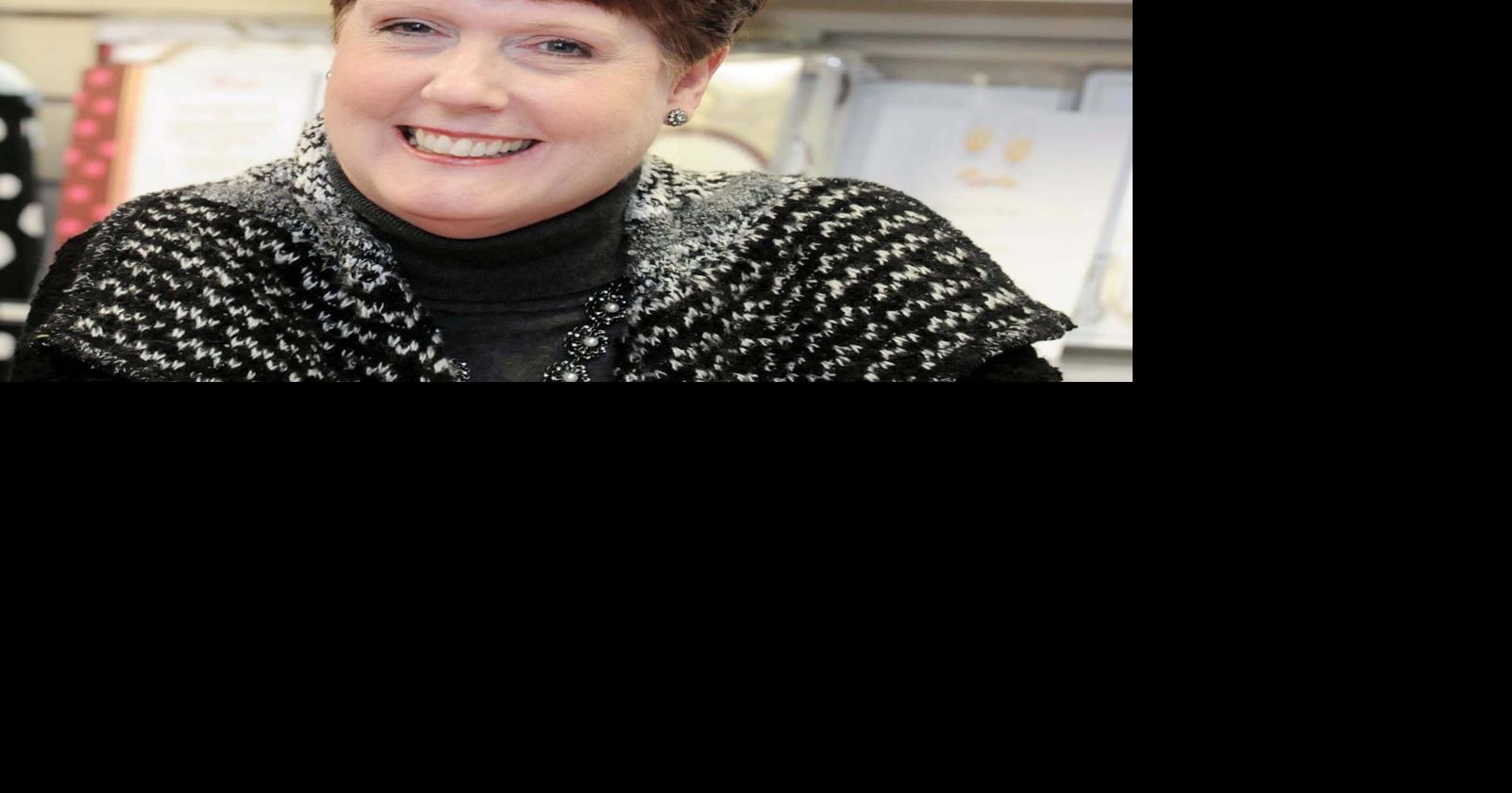 Art teacher's compassion helps troubled youth | Wednesday's Woman ...