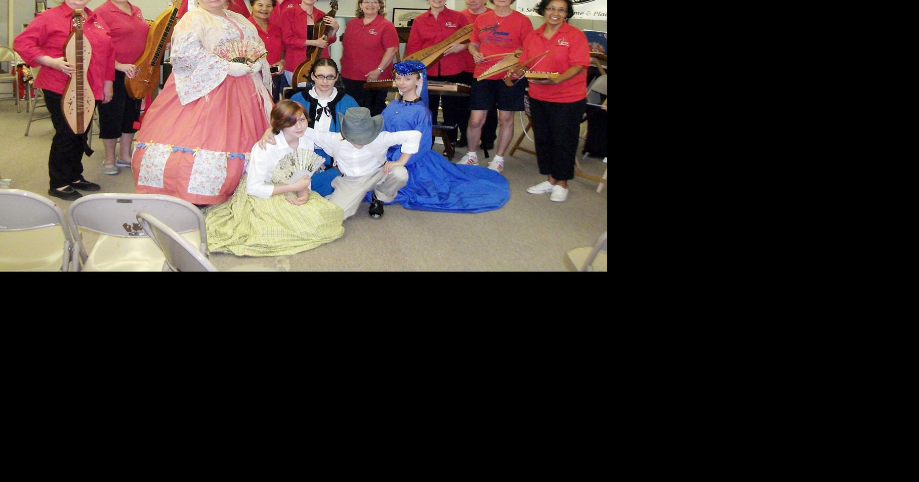 Heartland Dulcimer Club preforms at Hardin County History Museum Neighbors