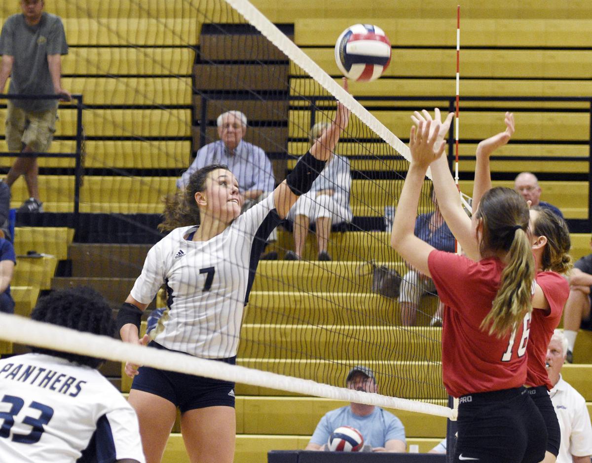 PREP VOLLEYBALL: E’town outlasts John Hardin