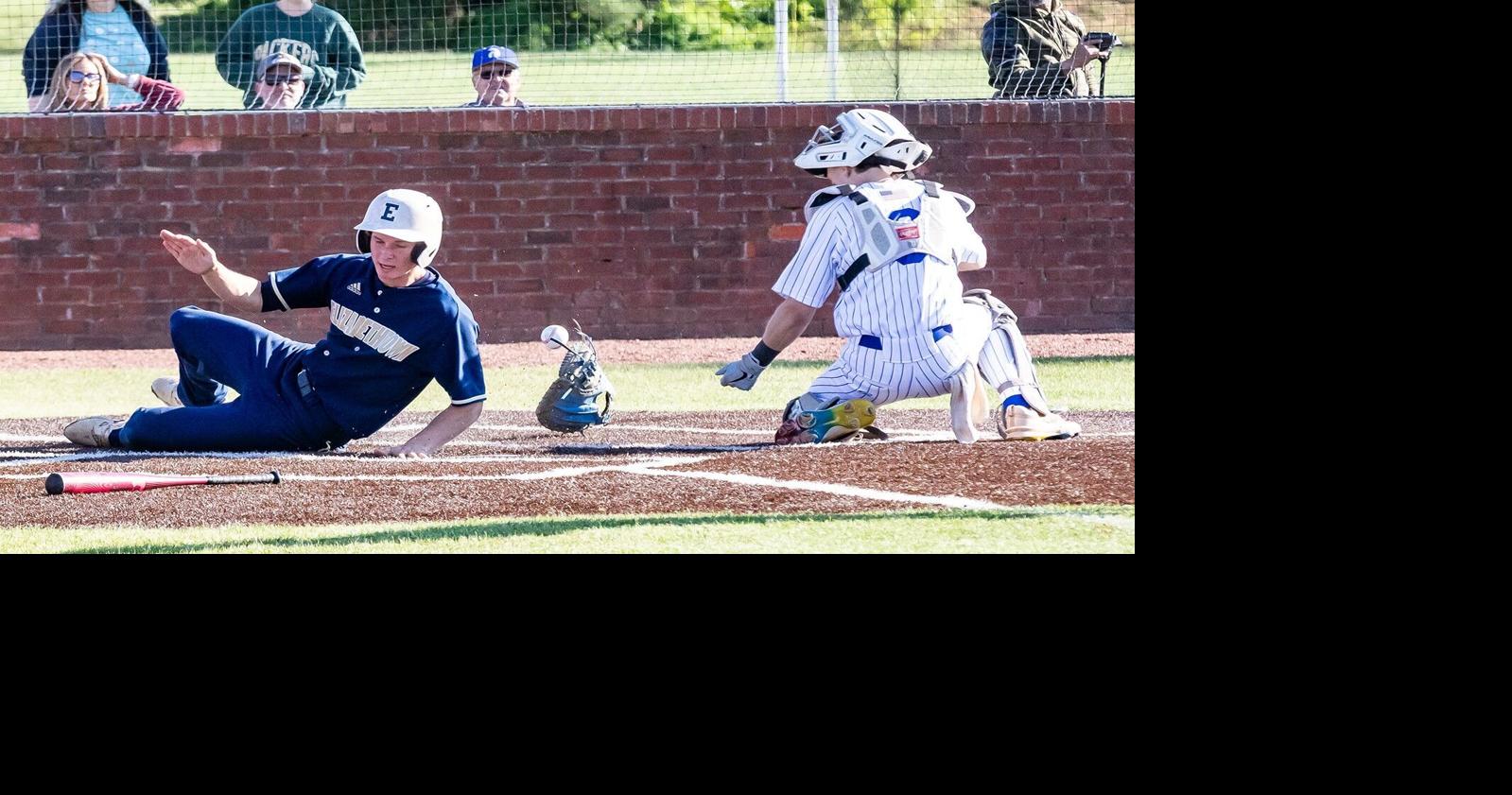 ‘Battling’ Panthers knock off North in district tourney preview