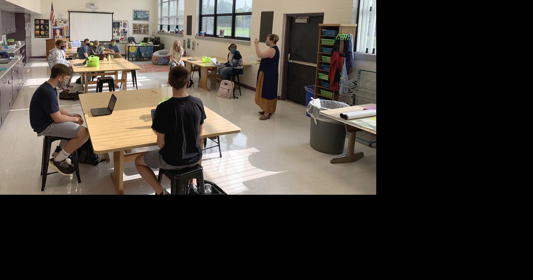 Elizabethtown Independent Schools start in person classes on hybrid