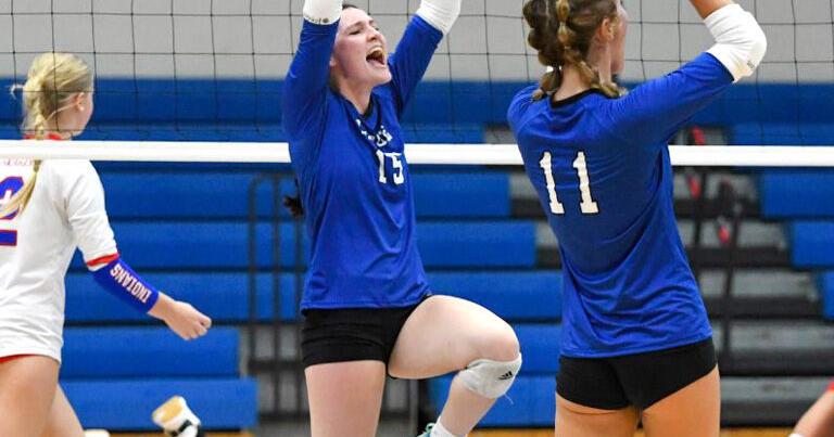 Panthers score 20 while Hawks, Lady Waves kick off volleyball season ...