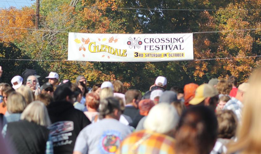 Variety offered at Glendale Crossing Fest draws visitors Local News