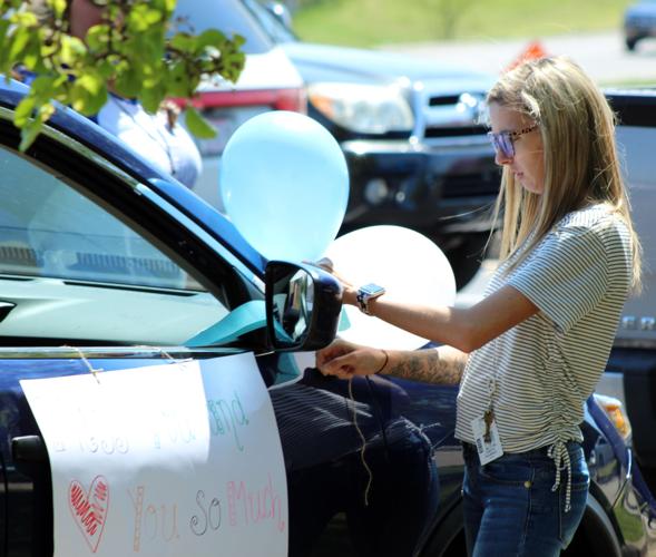 Radcliff Elementary School holds first ‘wave parade’ News Alert