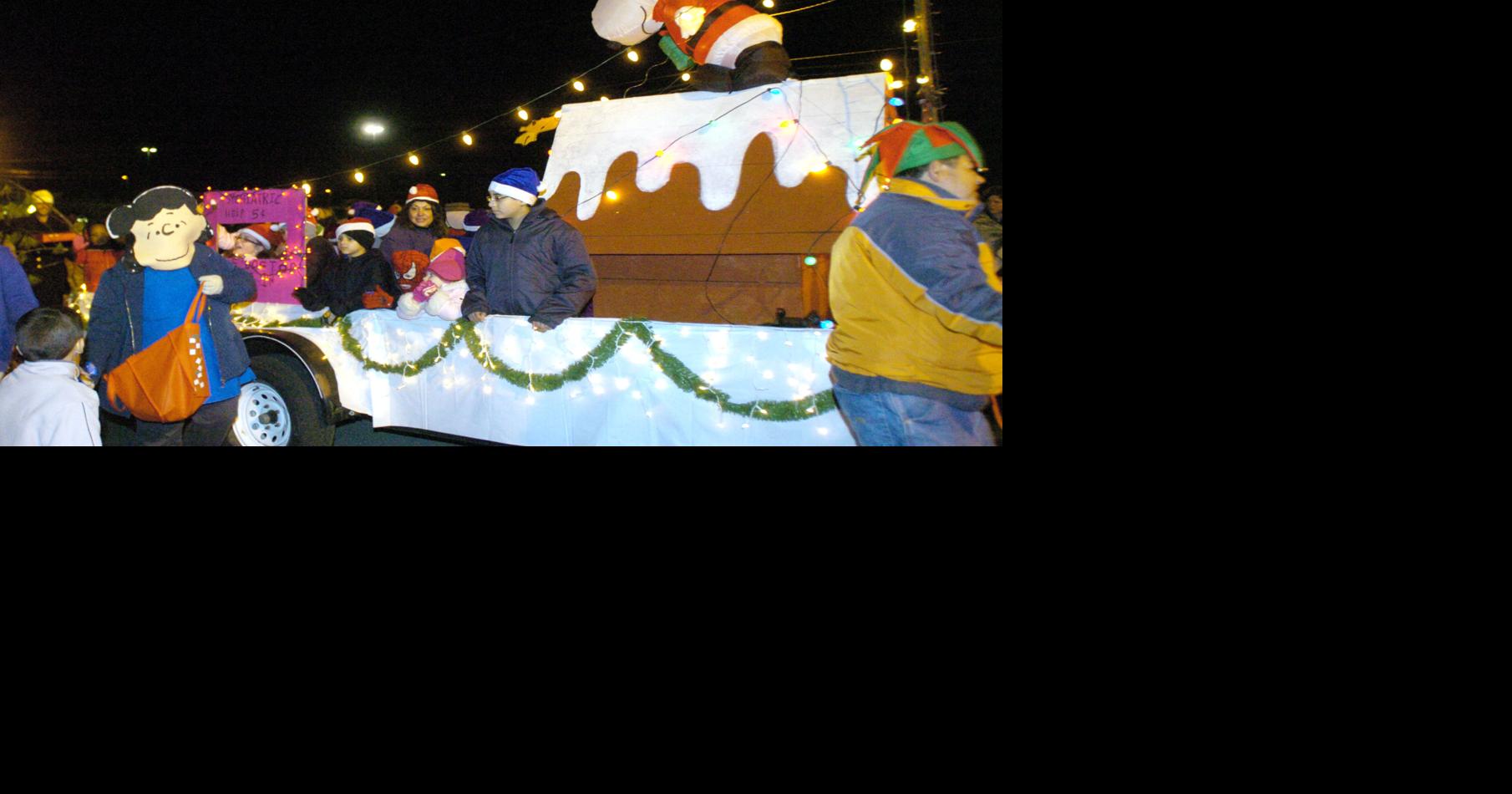 Radcliff lights up with Christmas parade Local News