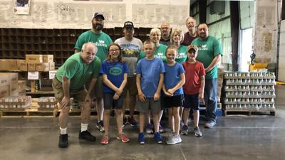 WesBanco employees volunteer at Feeding America