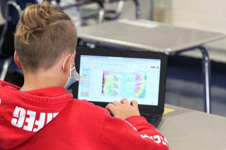 Elizabethtown Independent Schools start in person classes on hybrid