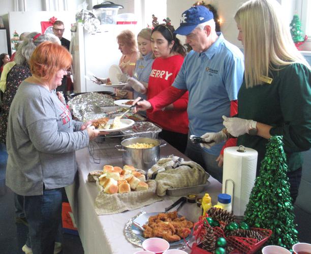 Kiwanis Club assists with Project LEARN Christmas Party | Local News