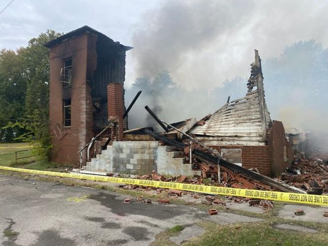 Illinois community mourns church building destroyed by fire | Worship ...
